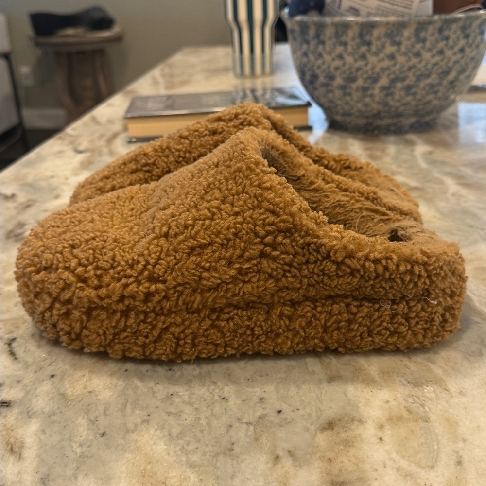 Apparis Women's Misha Bouclette Slipper hazelnut size 8 - Picture 5 of 7